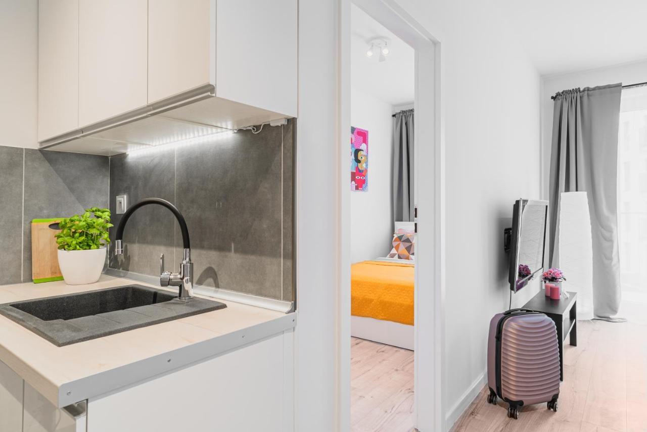 Apartamenty Homely Place Blisko Starego Rynku - Parking Poznan Luaran gambar