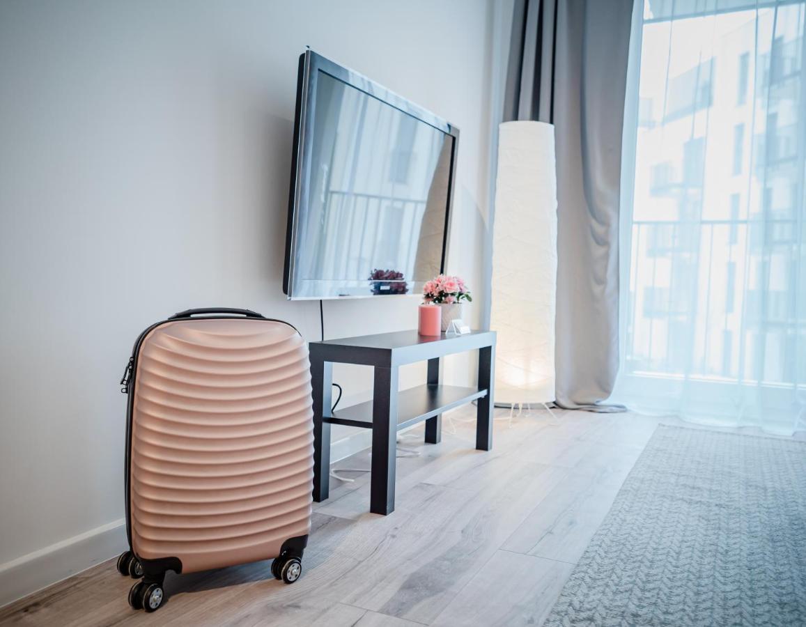 Apartamenty Homely Place Blisko Starego Rynku - Parking Poznan Luaran gambar