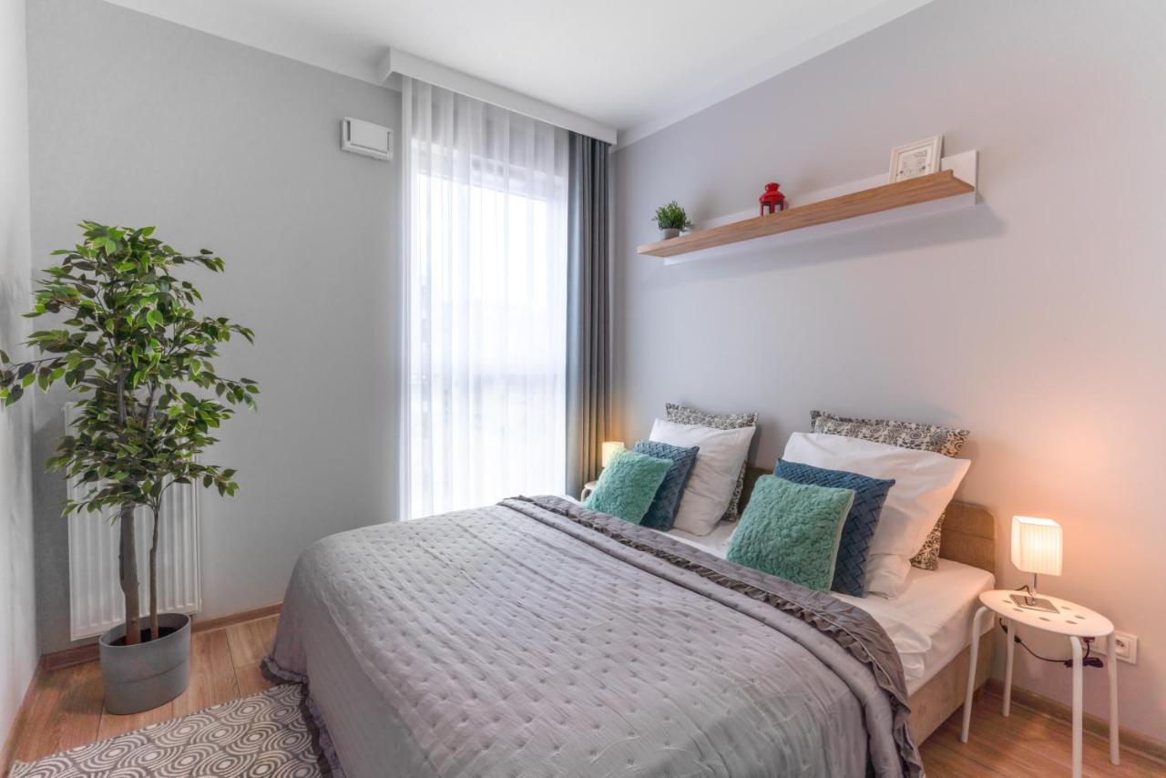 Apartamenty Homely Place Blisko Starego Rynku - Parking Poznan Luaran gambar