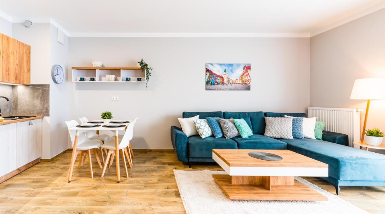 Apartamenty Homely Place Blisko Starego Rynku - Parking Poznan Luaran gambar