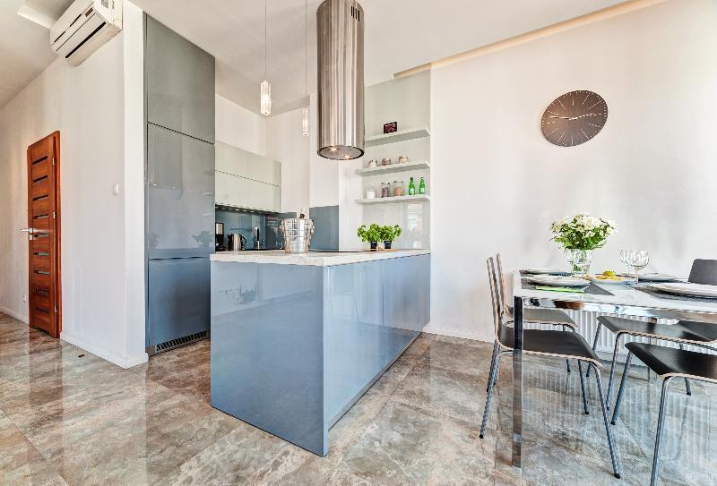 Apartamenty Homely Place Blisko Starego Rynku - Parking Poznan Luaran gambar